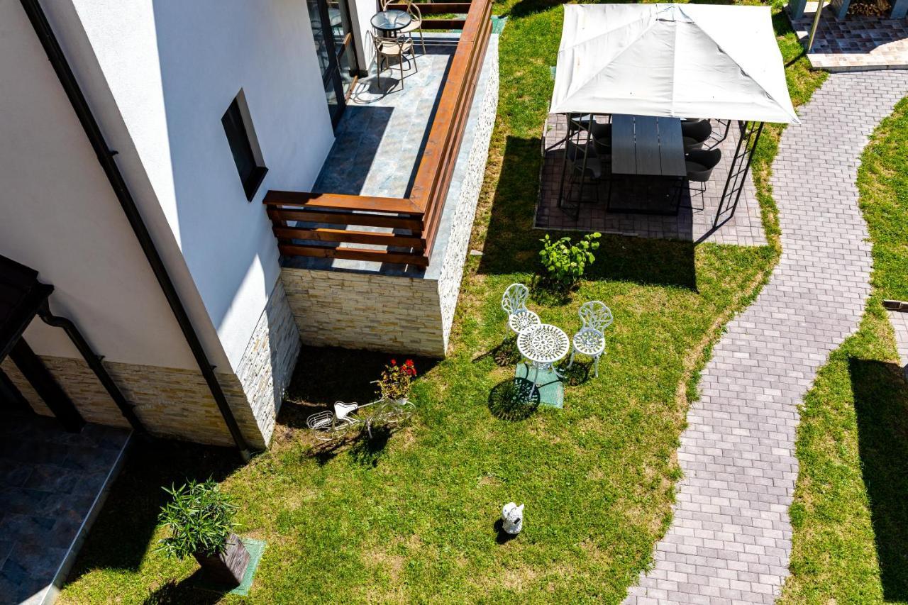 Yael Luxury Apartments 2 Буштені Екстер'єр фото