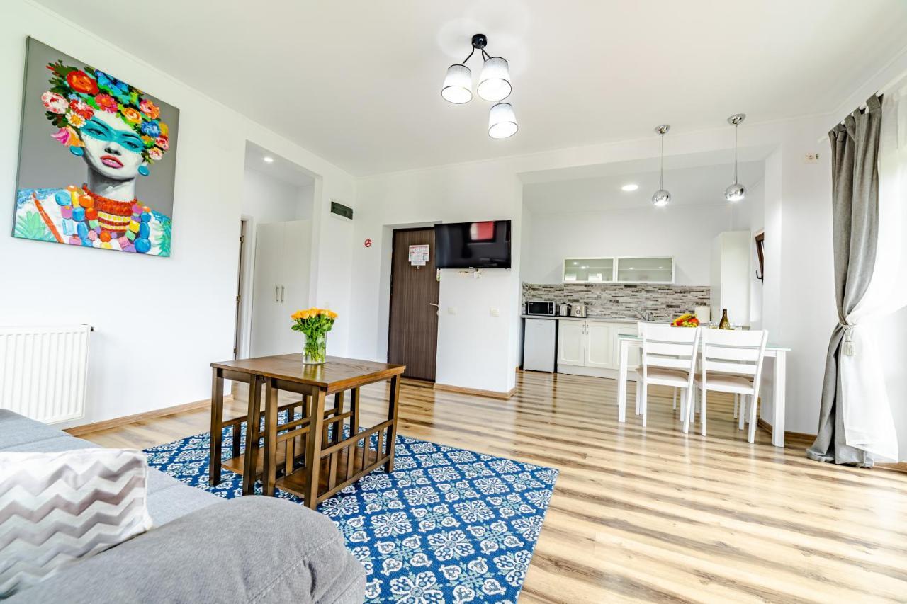 Yael Luxury Apartments 2 Буштені Екстер'єр фото