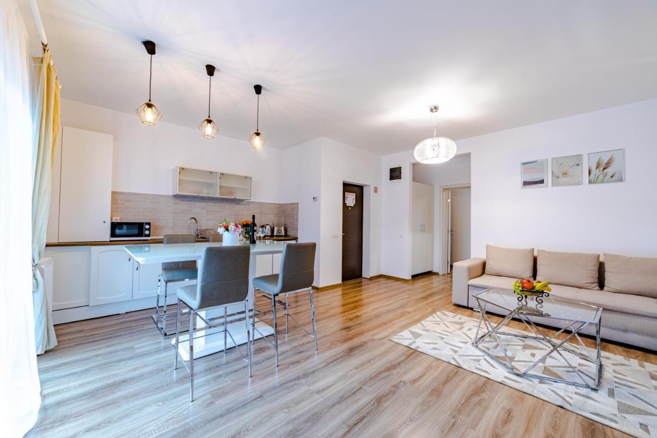 Yael Luxury Apartments 2 Буштені Екстер'єр фото